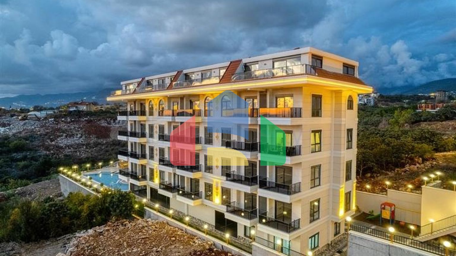 Современная квартира 1+1 в районе Кестель в новом доме