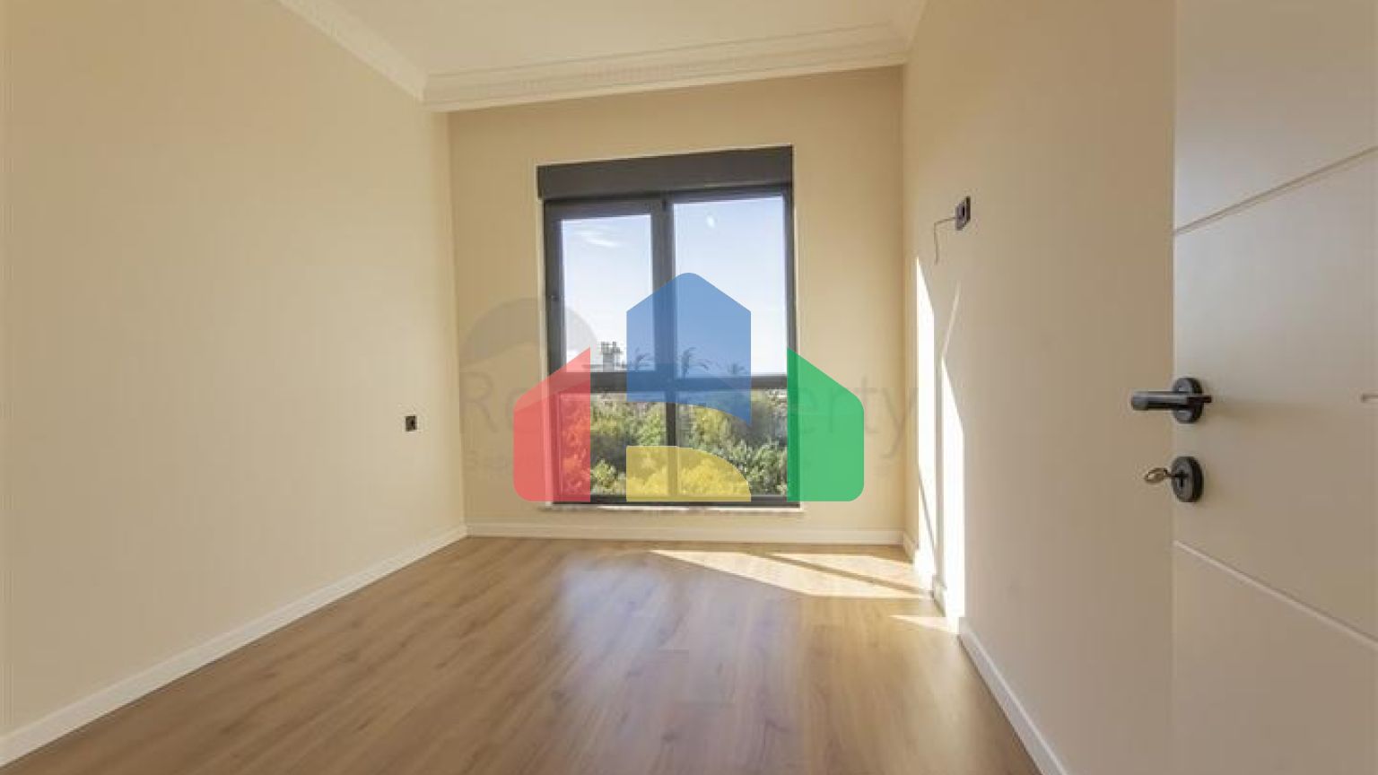 Современная квартира 1+1 в районе Кестель в новом доме