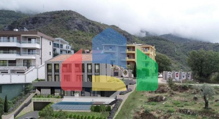Plot of 676 m2 in the Kamenovo area with a ready-made project