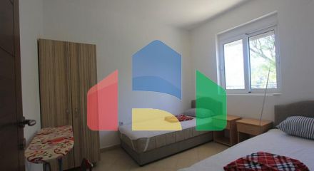 Уютная вилла с видом на море в Лепетани