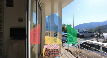 Apartment for sale in Lepetane with sea view