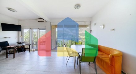 Villa with panoramic sea views in Tivat