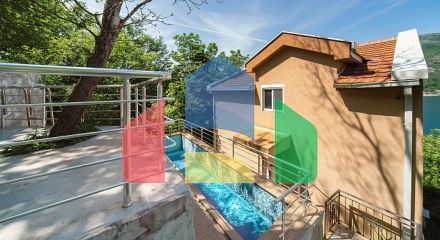 Вилла с панорамным видом на море в Тивате Вилла с панорамным видом на море в Тивате