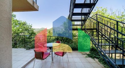 Вилла с панорамным видом на море в Тивате Вилла с панорамным видом на море в Тивате