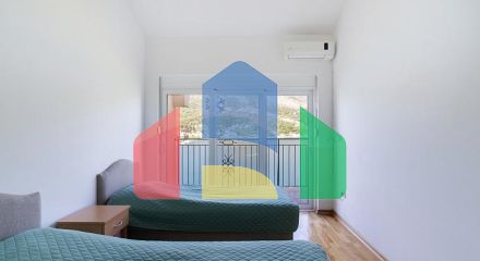 Вилла с панорамным видом на море в Тивате Вилла с панорамным видом на море в Тивате