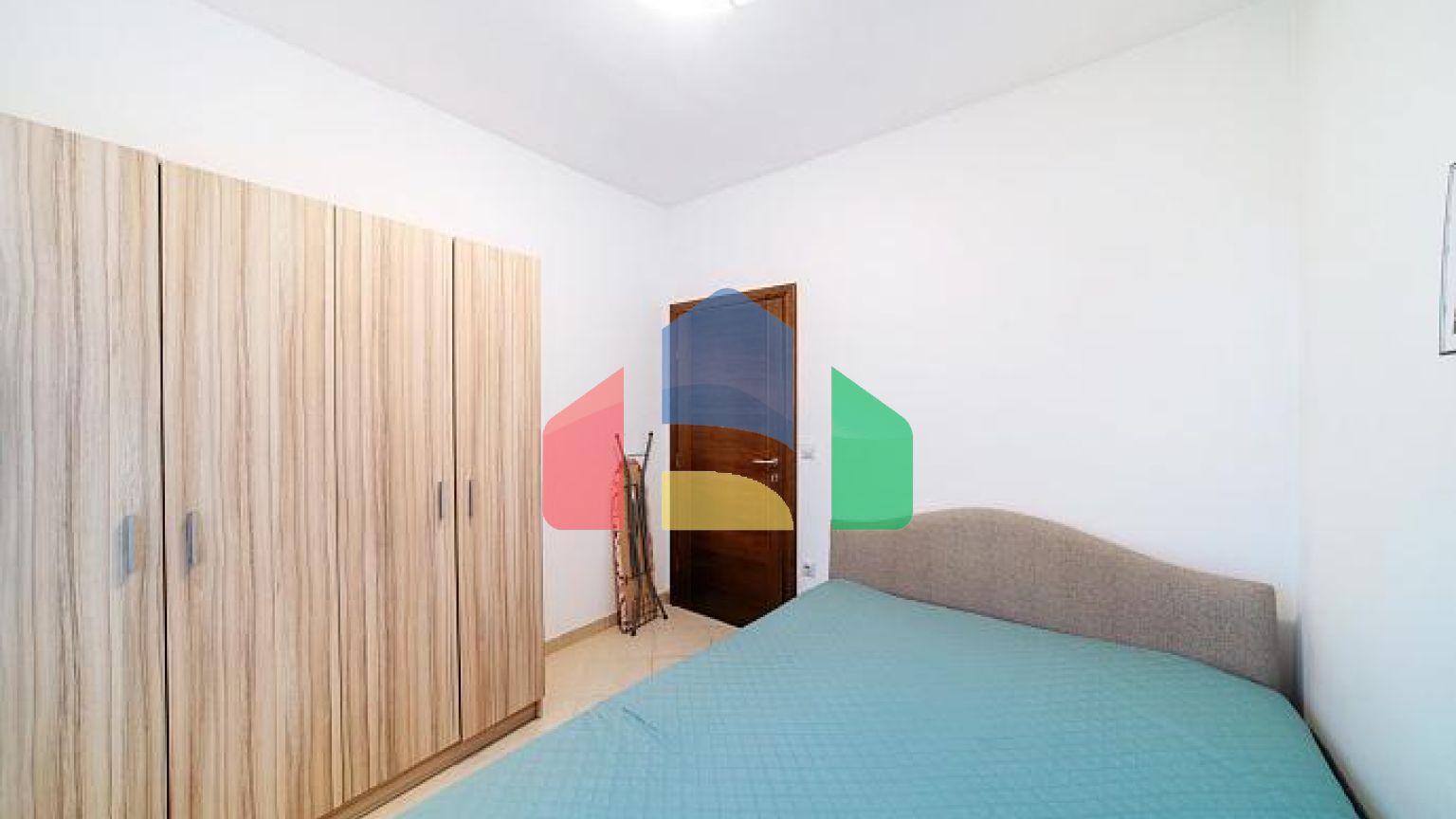 Вилла с панорамным видом на море в Тивате