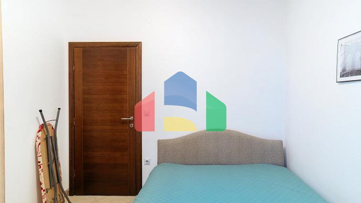 Вилла с панорамным видом на море в Тивате