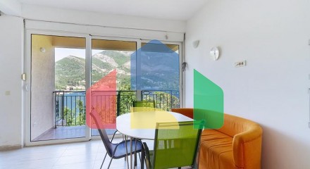 Villa with panoramic sea views in Tivat