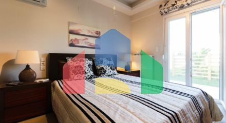 Продаж - Бізнес 750 m² на Криті