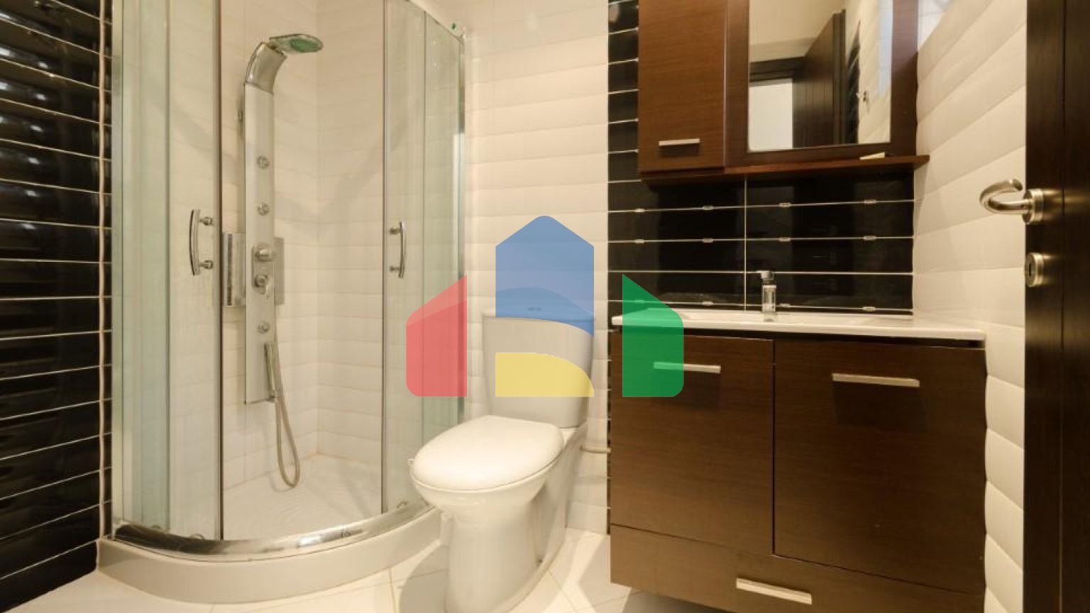 Продаж - Бізнес 750 m² на Криті