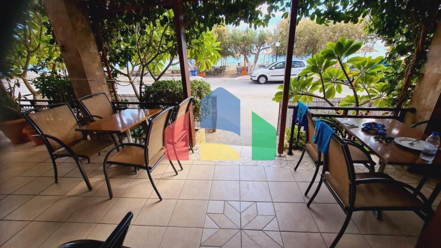 Продаж - Бізнес 272 m² на Криті