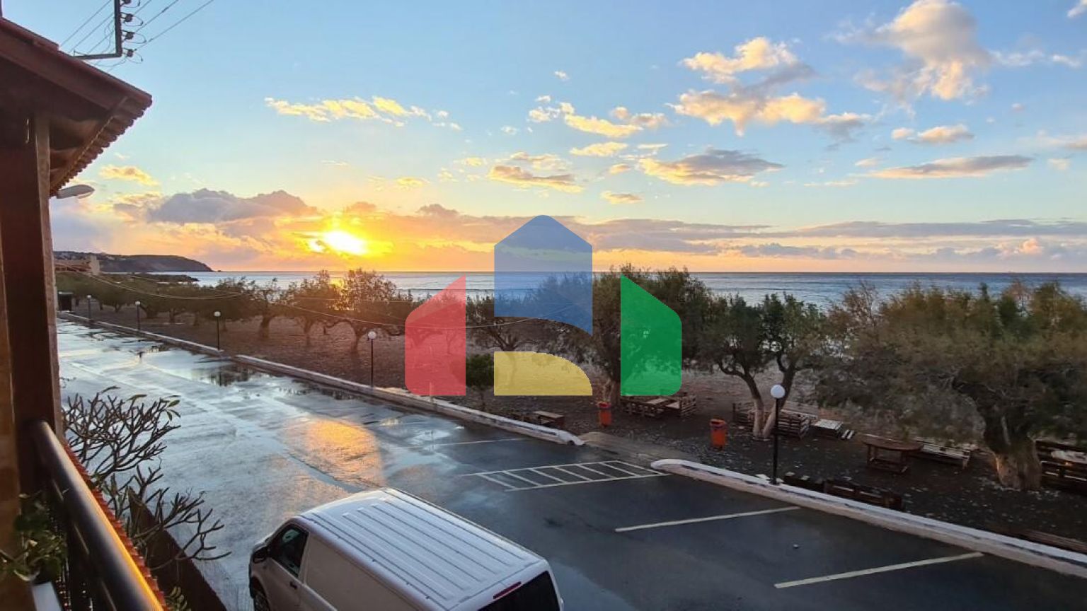 Продаж - Бізнес 272 m² на Криті