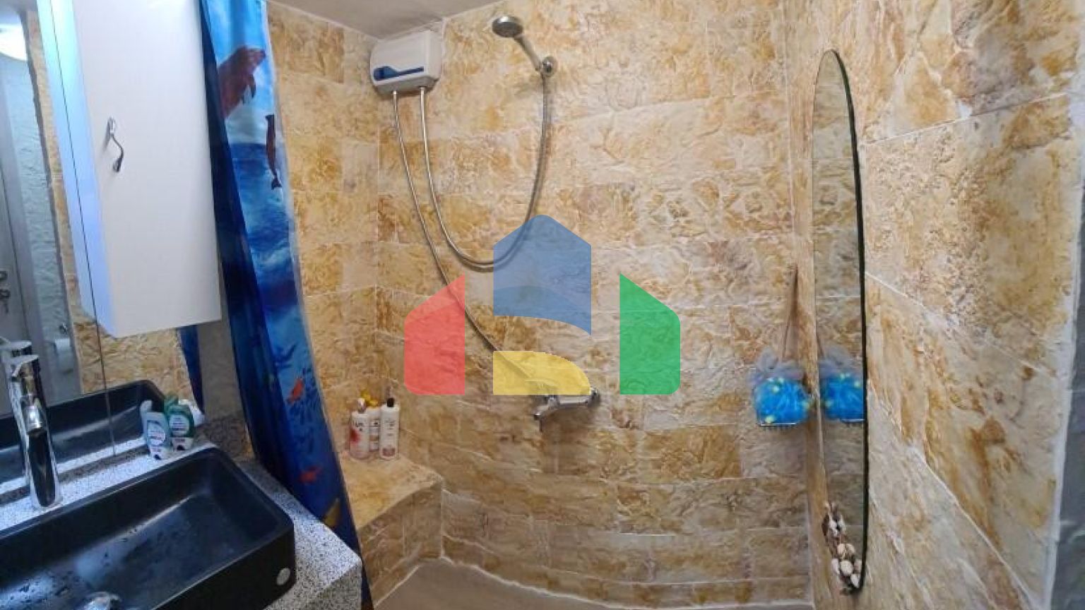 Продаж - Бізнес 272 m² на Криті