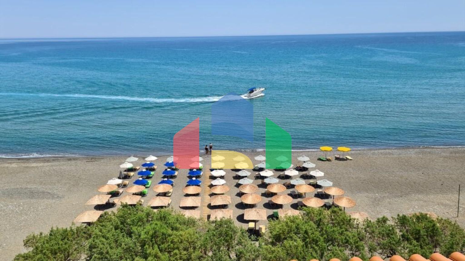 Продаж - Бізнес 272 m² на Криті