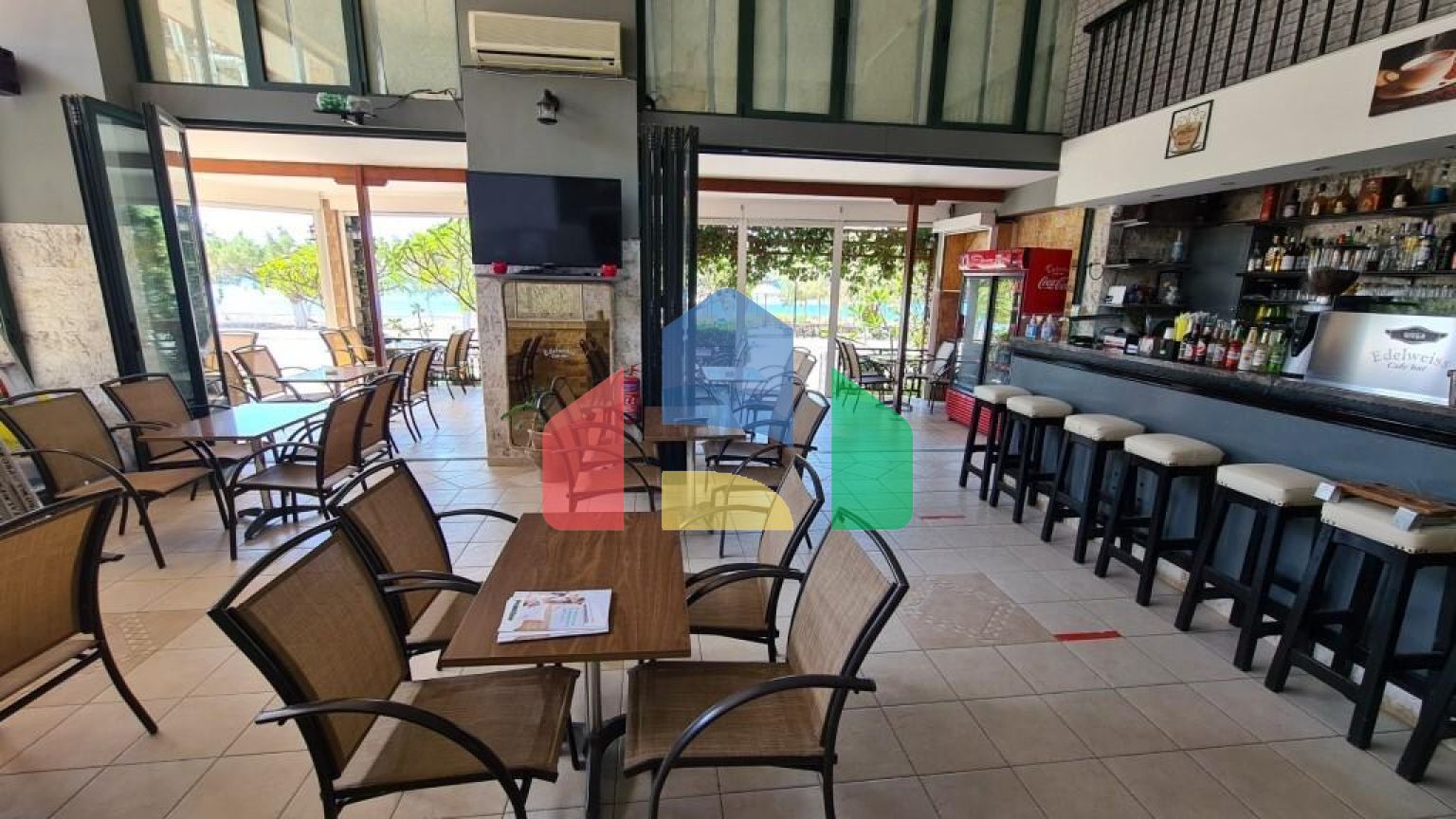 Продаж - Бізнес 272 m² на Криті