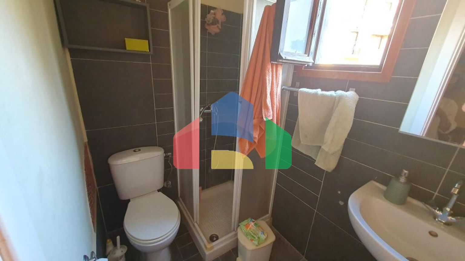 Продажа - Здание 215 m² на Крите