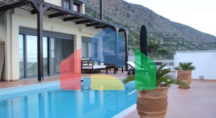 For Sale - Villa 170 m² in Crete