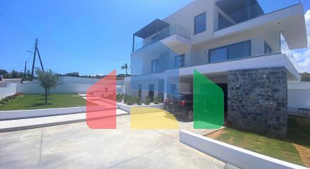 For Sale - Villa 268 m² in Crete