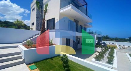 For Sale - Villa 268 m² in Crete