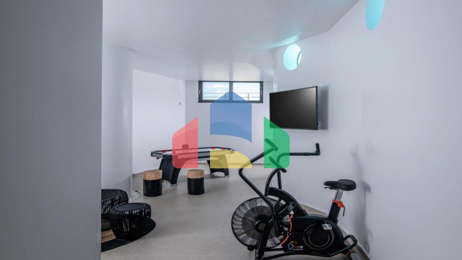 Продаж - Бізнес 756 m² на Криті