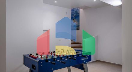 Продаж - Бізнес 756 m² на Криті