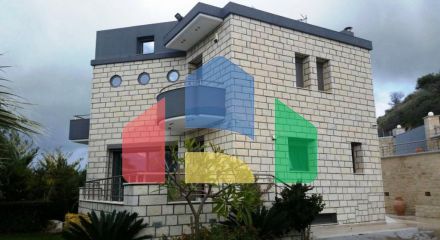 For Sale - Detached house 300 m² in Crete
