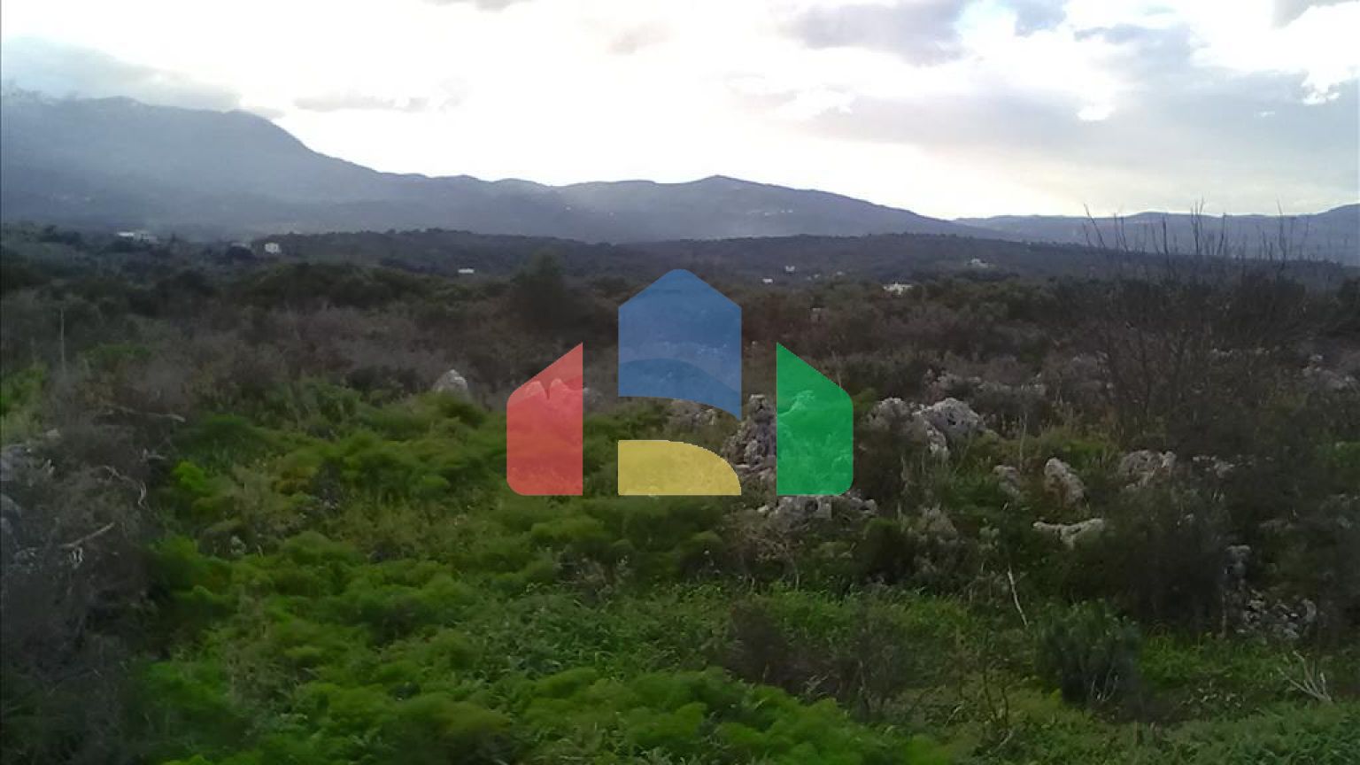 Продажа - Земельный участок 9800 m² на Крите