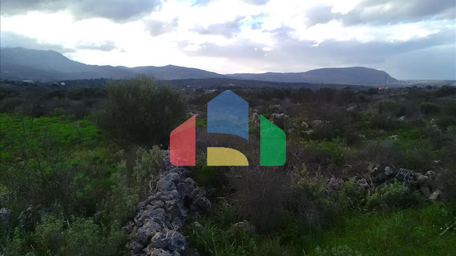 Продажа - Земельный участок 9800 m² на Крите