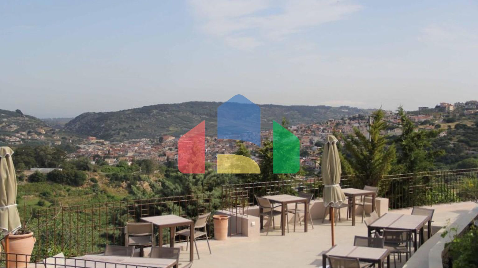 Продаж - Бізнес 1102 m² на Криті