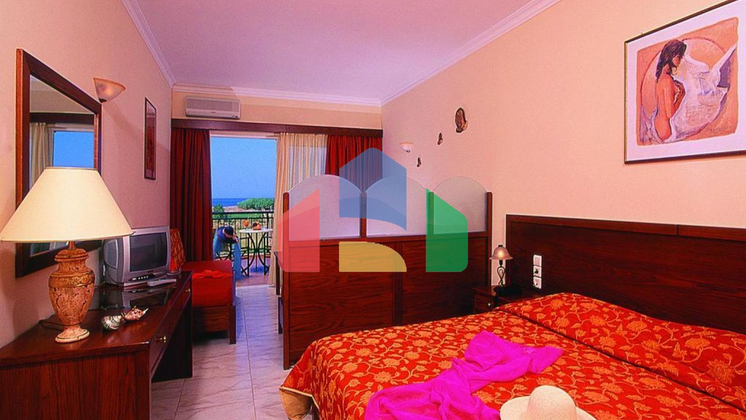 Продажа - Гостиница 8500 m² на Крите