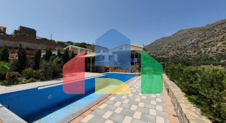 For Sale - Villa 200 m² in Crete