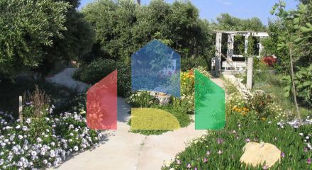 Продаж - Бізнес 579 m² на Криті