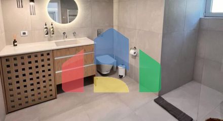 Продаж - Бізнес 144 m² на Криті