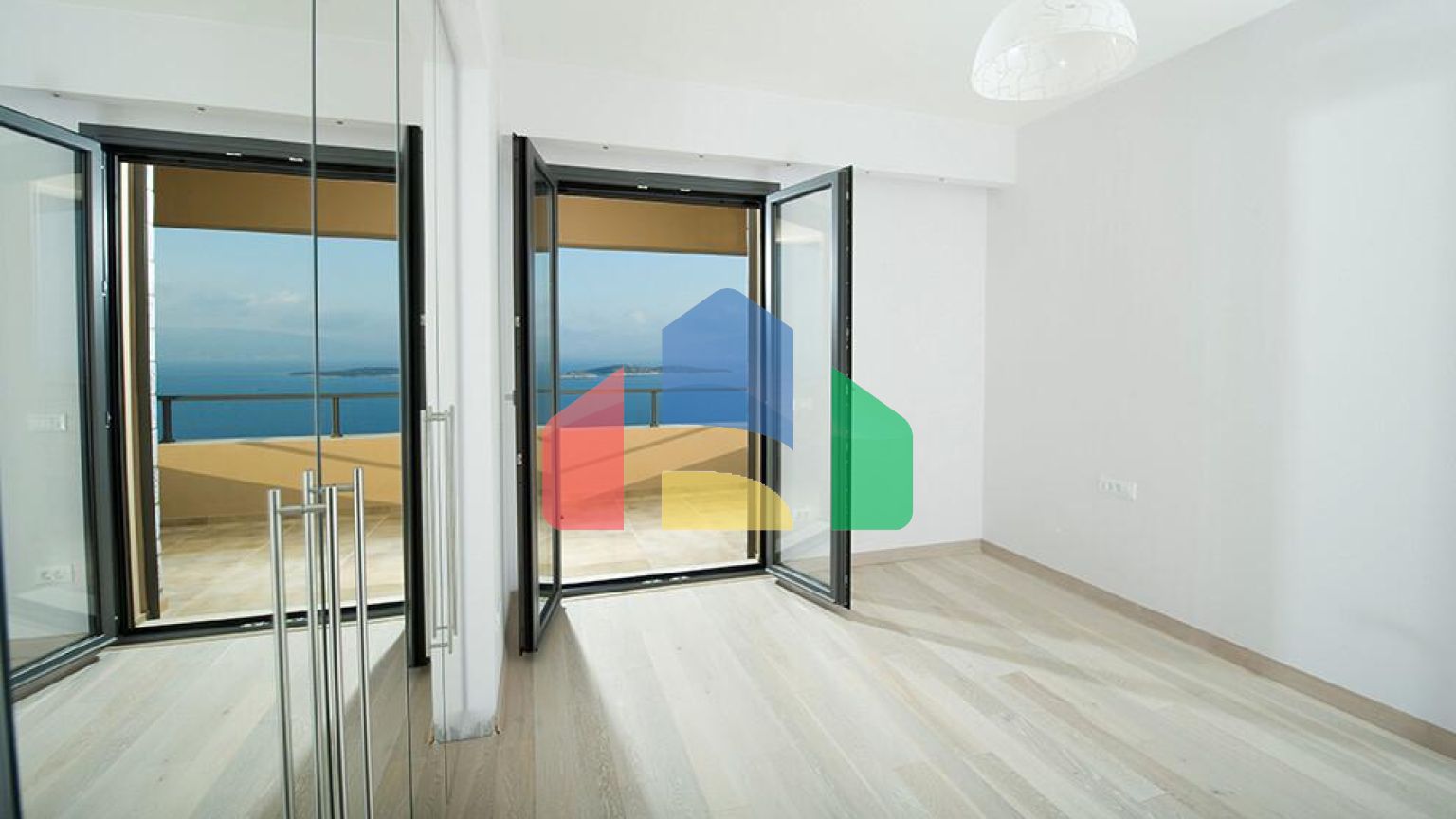 Продаж - Вілла 450 m² на Криті