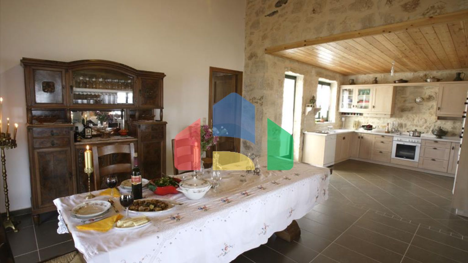 Продажа - Вилла 450 m² на Крите