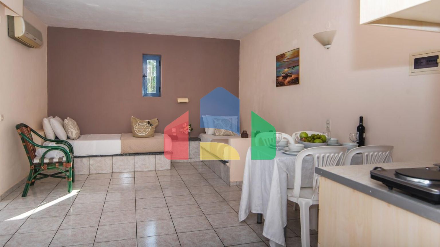 Продажа - Гостиница 1411 m² на Крите