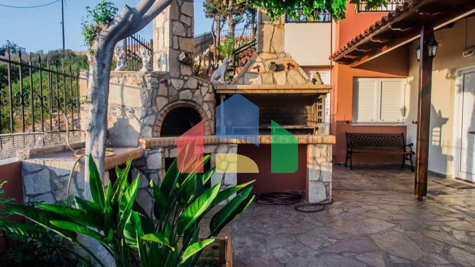 Продажа - Коттедж 220 m² на Крите