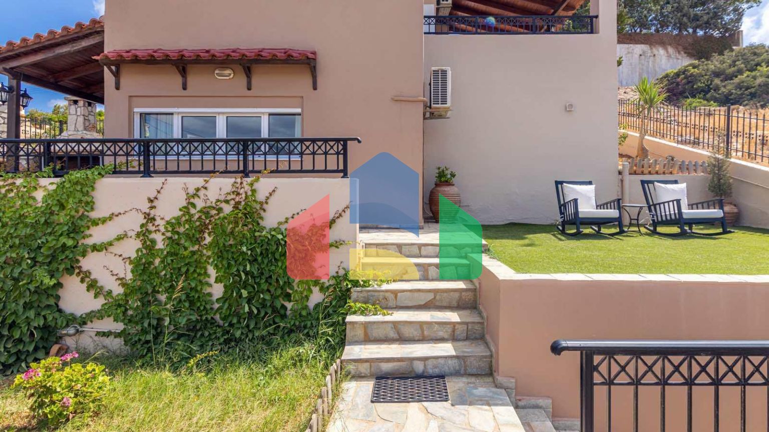 Продажа - Коттедж 220 m² на Крите