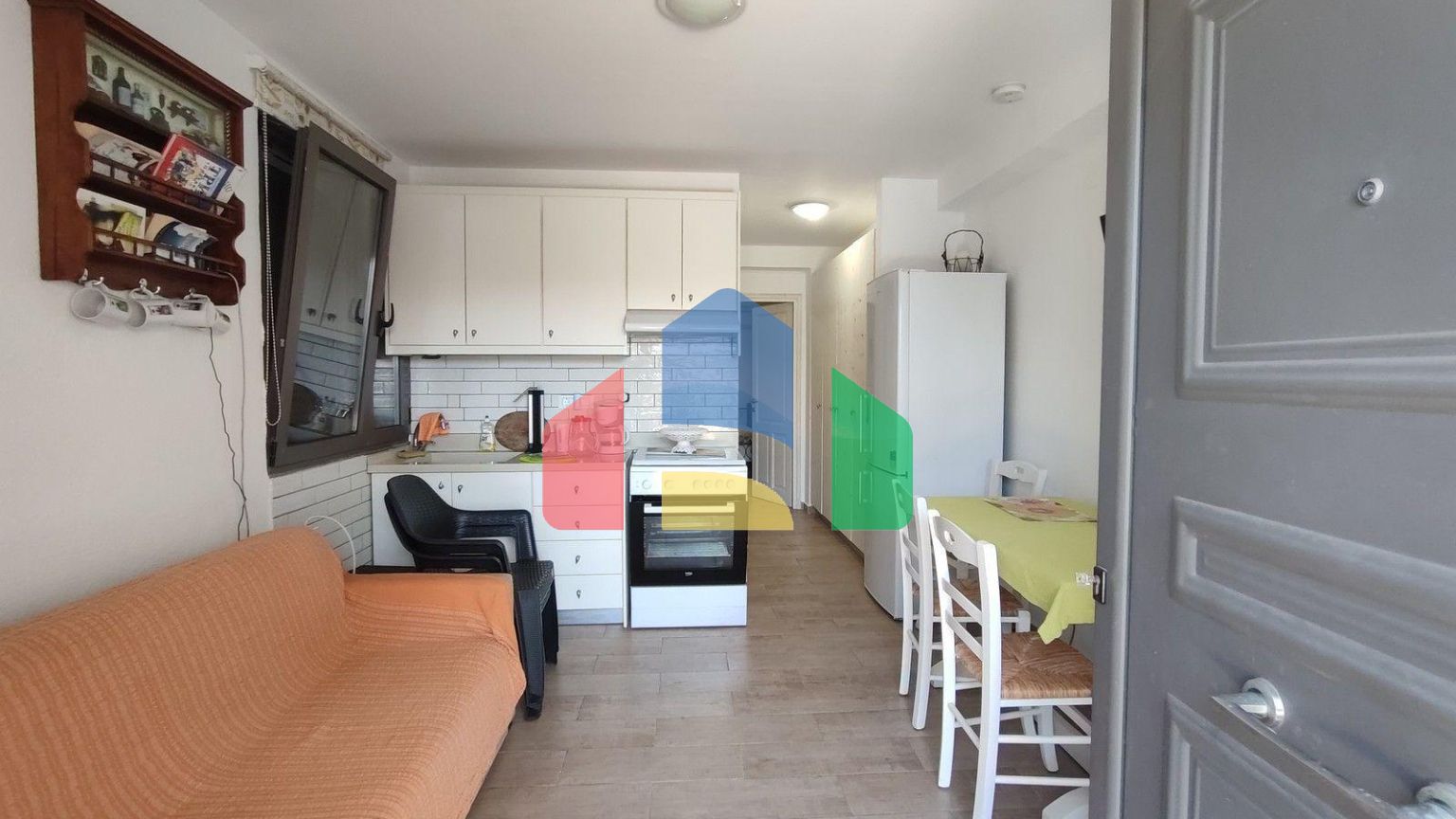 Продаж - Котедж 288 m² на Криті