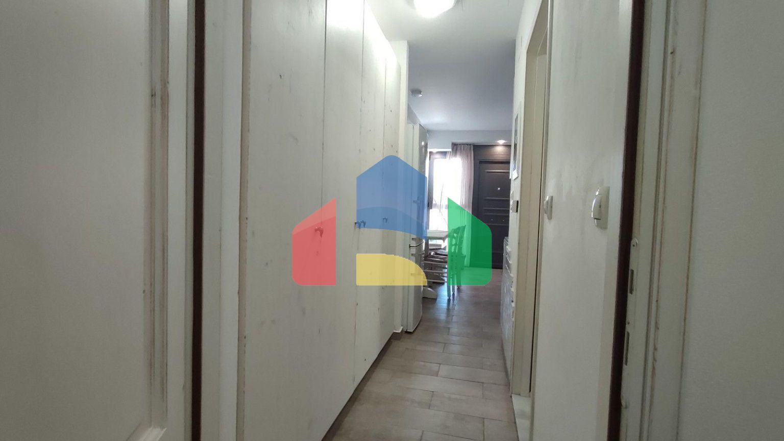 Продаж - Котедж 288 m² на Криті