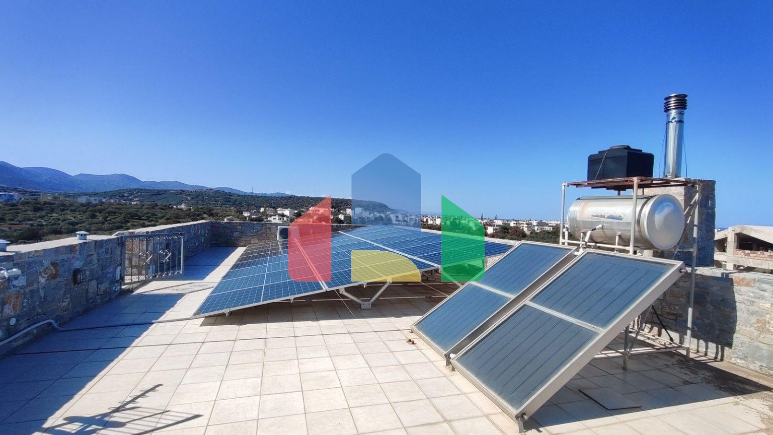 Продаж - Котедж 288 m² на Криті