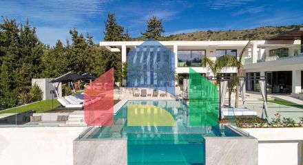 For Sale - Villa 500 m² in Crete