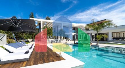 For Sale - Villa 500 m² in Crete