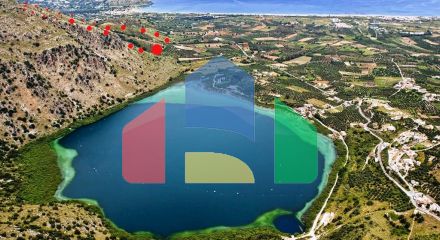 Продаж - Земельна ділянка 288000 m² на Криті