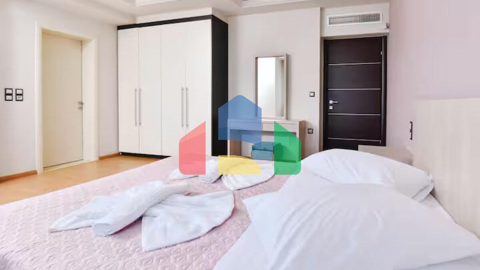 Продаж - Вілла 400 m² на Криті