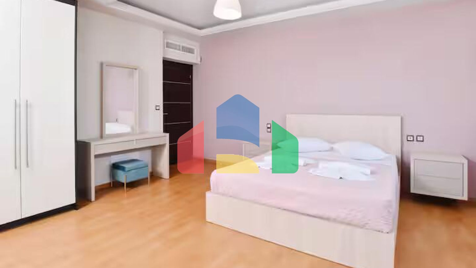 Продаж - Вілла 400 m² на Криті