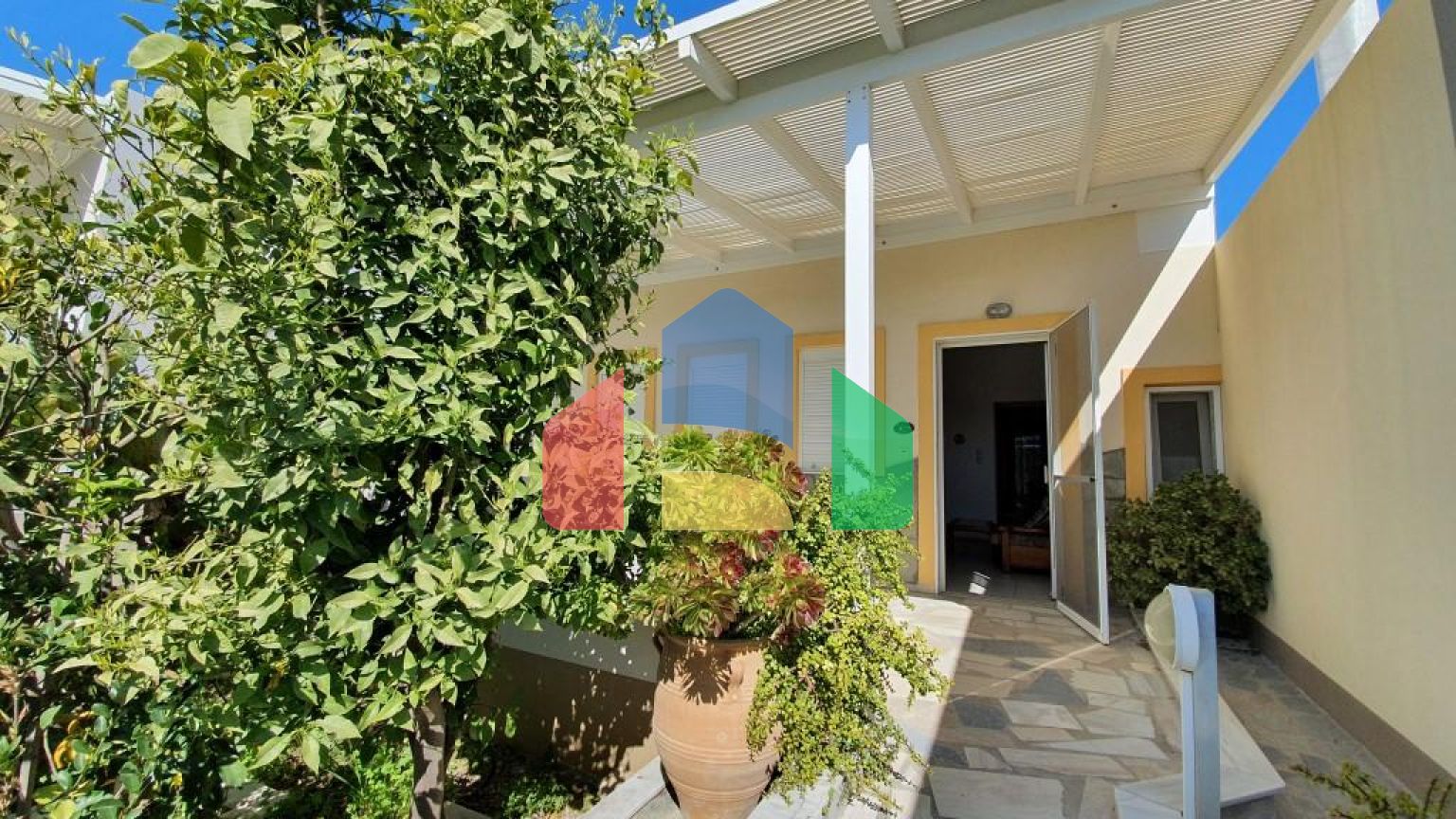 Продажа - Гостиница 300 m² на Крите