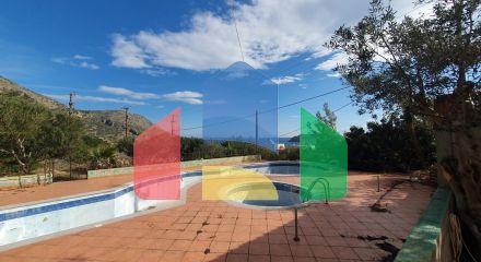 For Sale - Detached house 260 m² in Crete