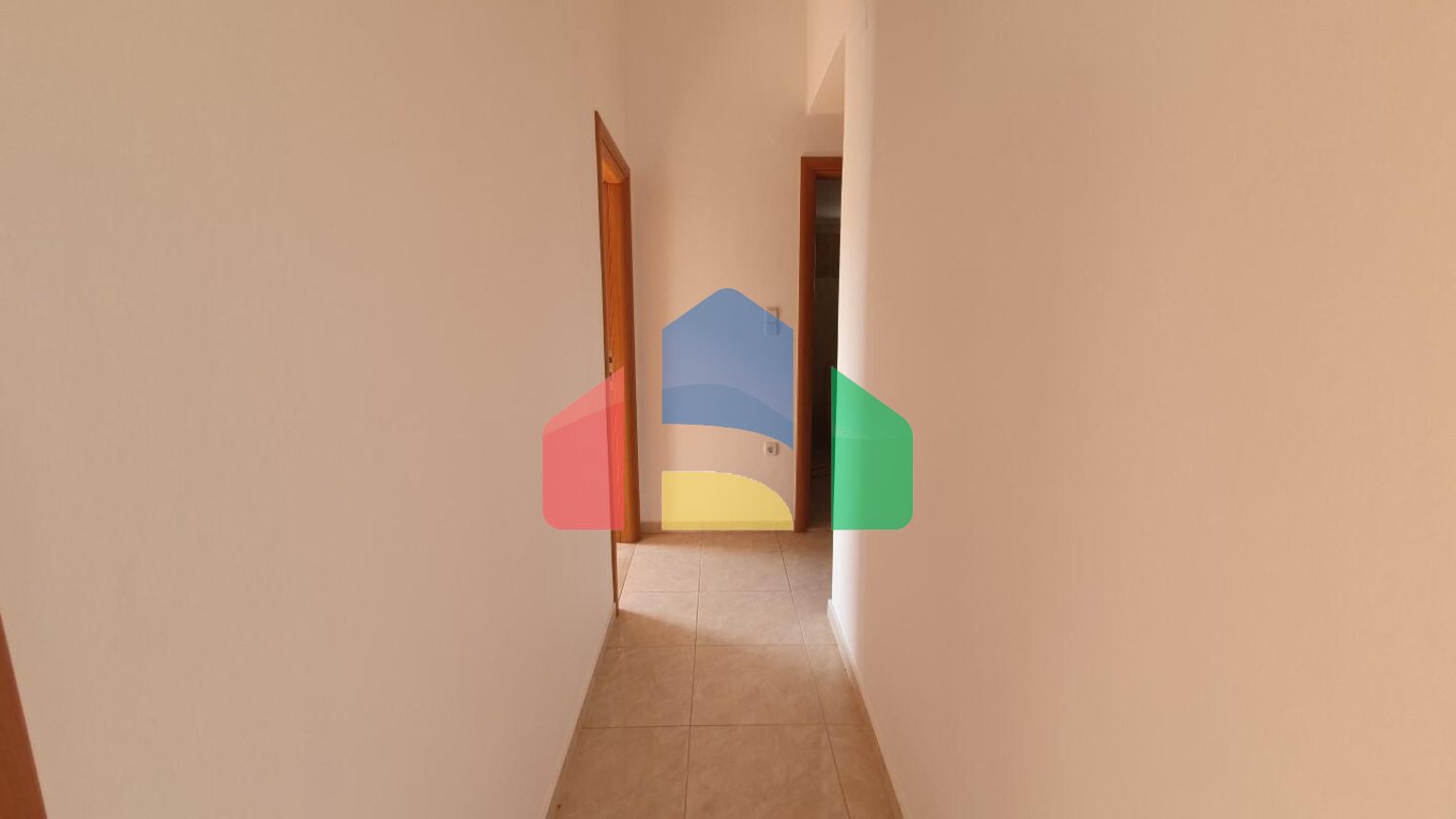 Продаж - Котедж 260 m² на Криті