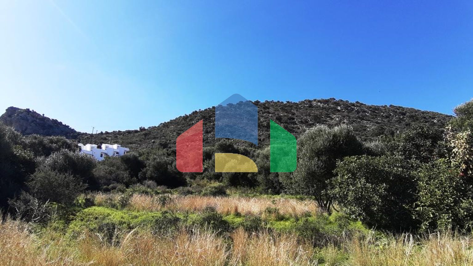 Продажа - Земельный участок 14000 m² на Крите